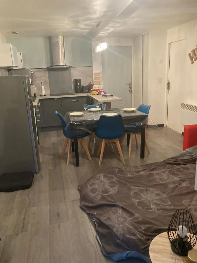 Le « Studio Sur La Neste » Dans Le Centre D'Arreau Διαμέρισμα Arreau
